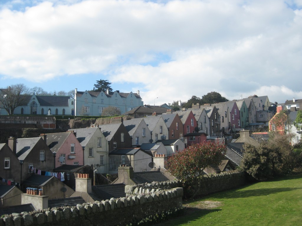 Not sure why, but these houses remind me of Full House!
