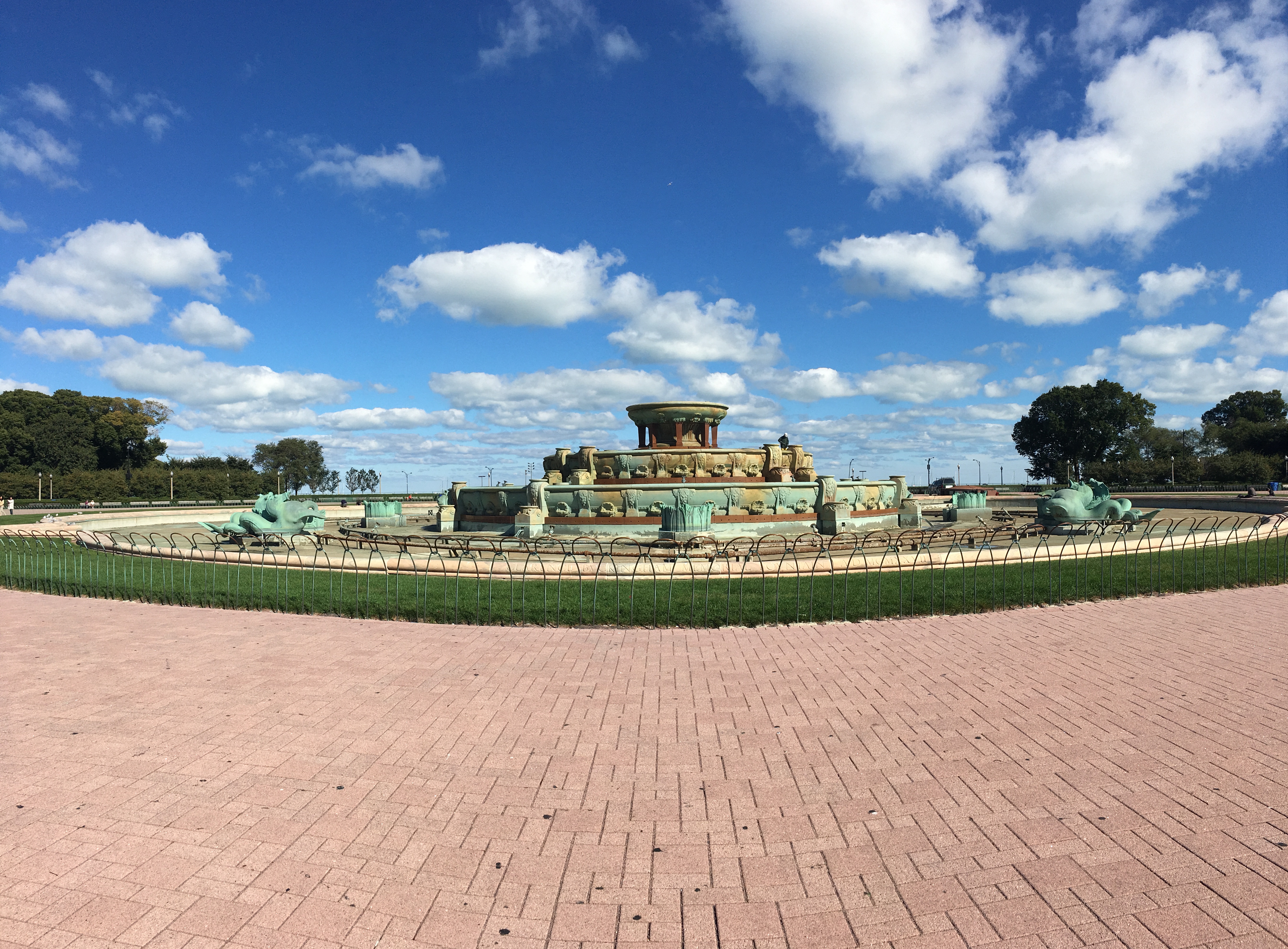 Tandem Bikes to Buckingham Fountain 15