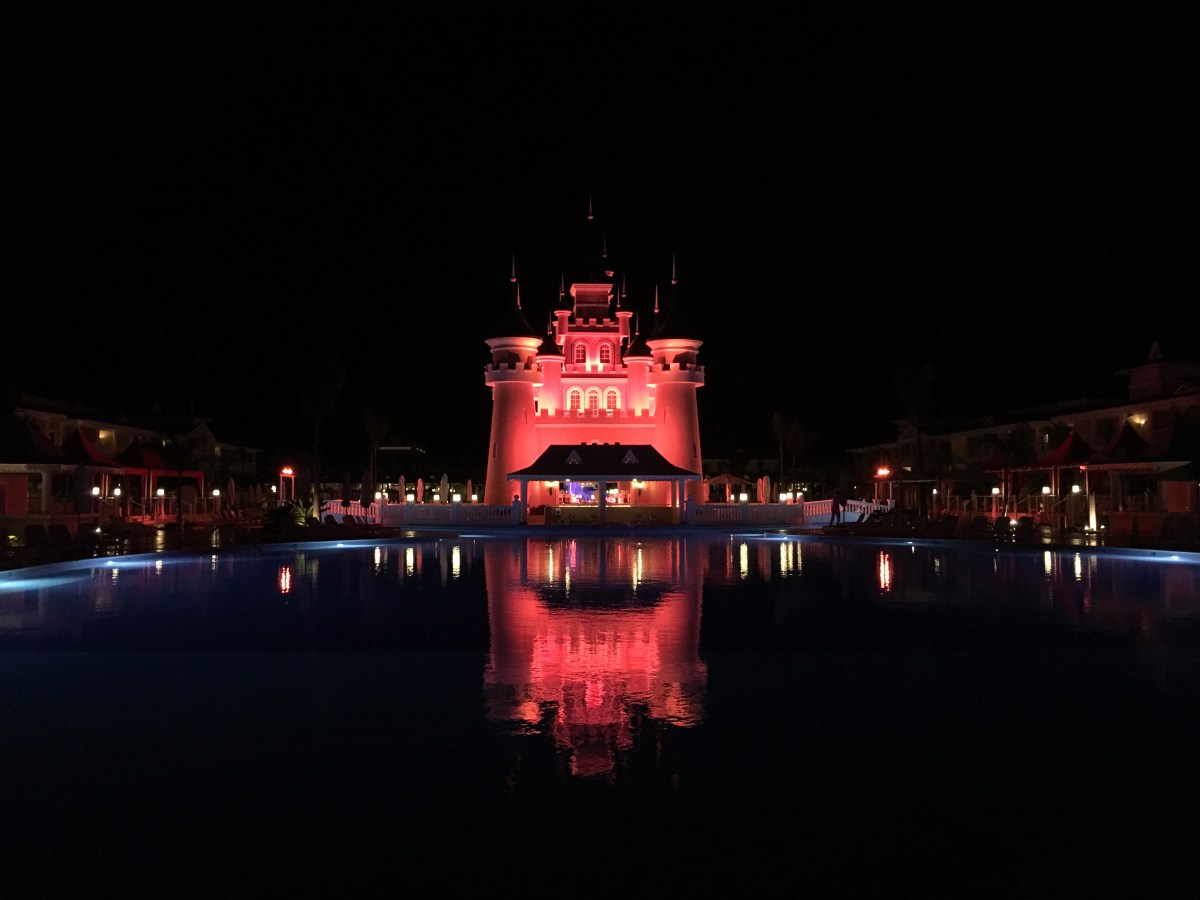 6 things i learned from staying at an&nbsp;all-inclusive