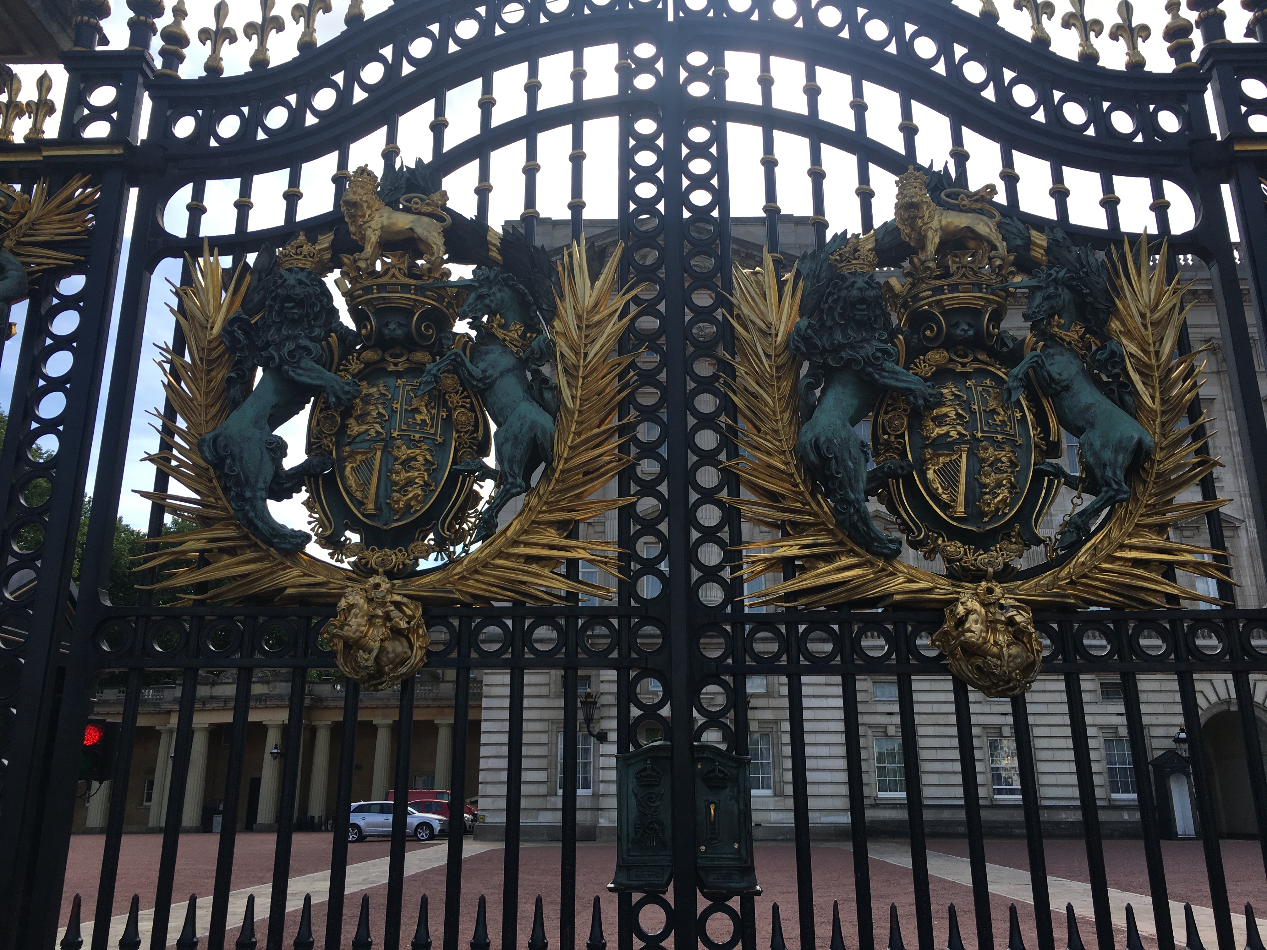 Buckingham Palace 26