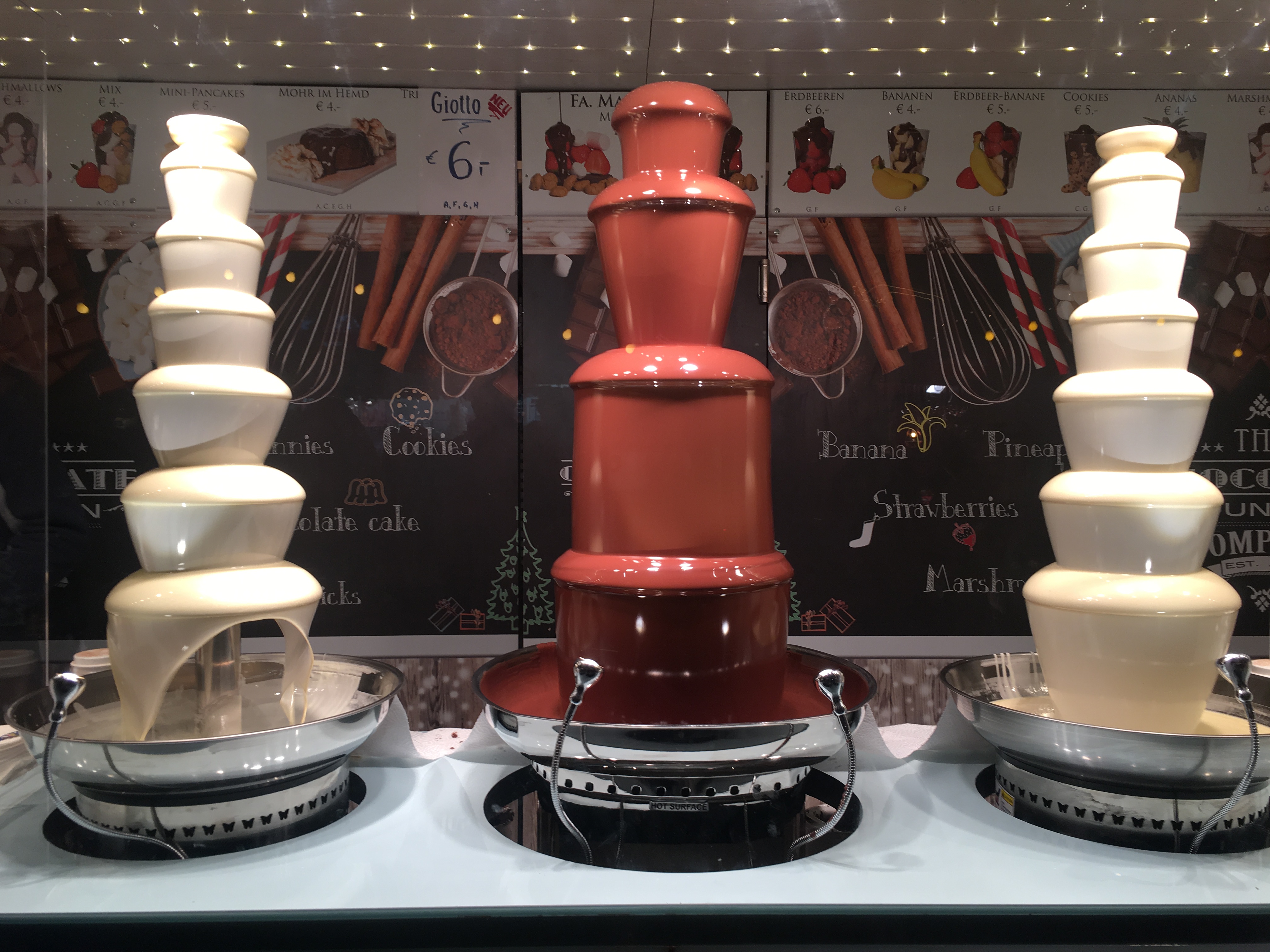 Rathausplatz Christmas Market at Night 56