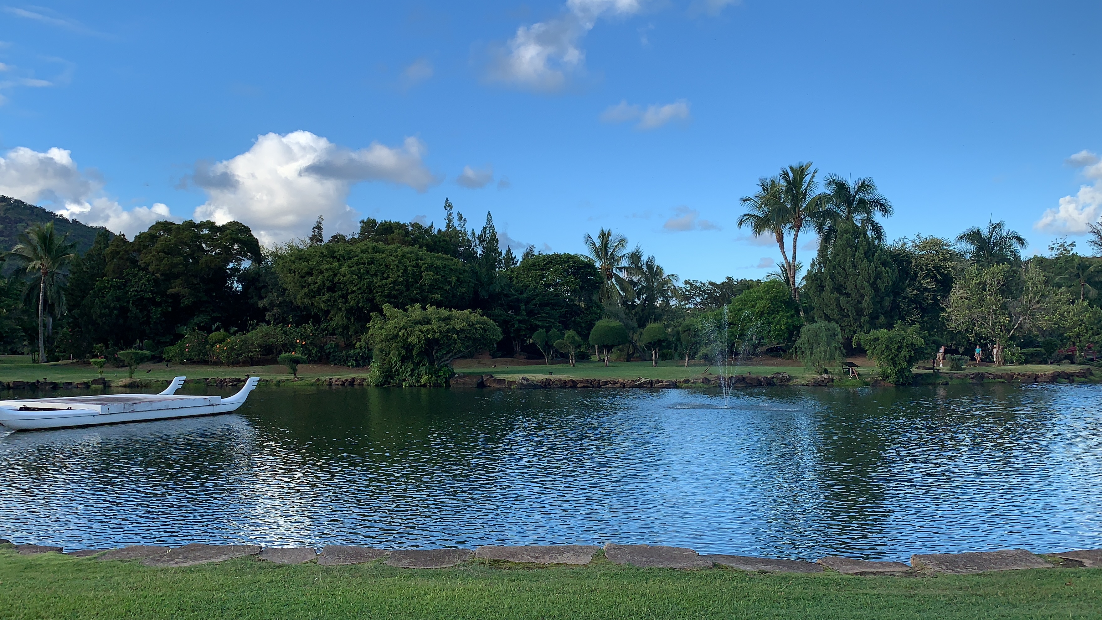 Smith Garden Family Luau 12