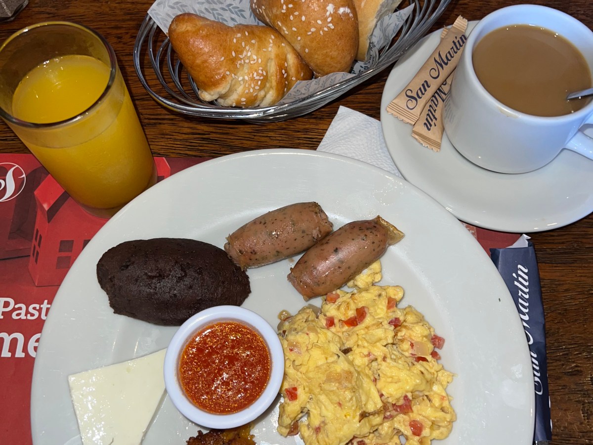 12 foods to say, “hola” to in&nbsp;guatemala