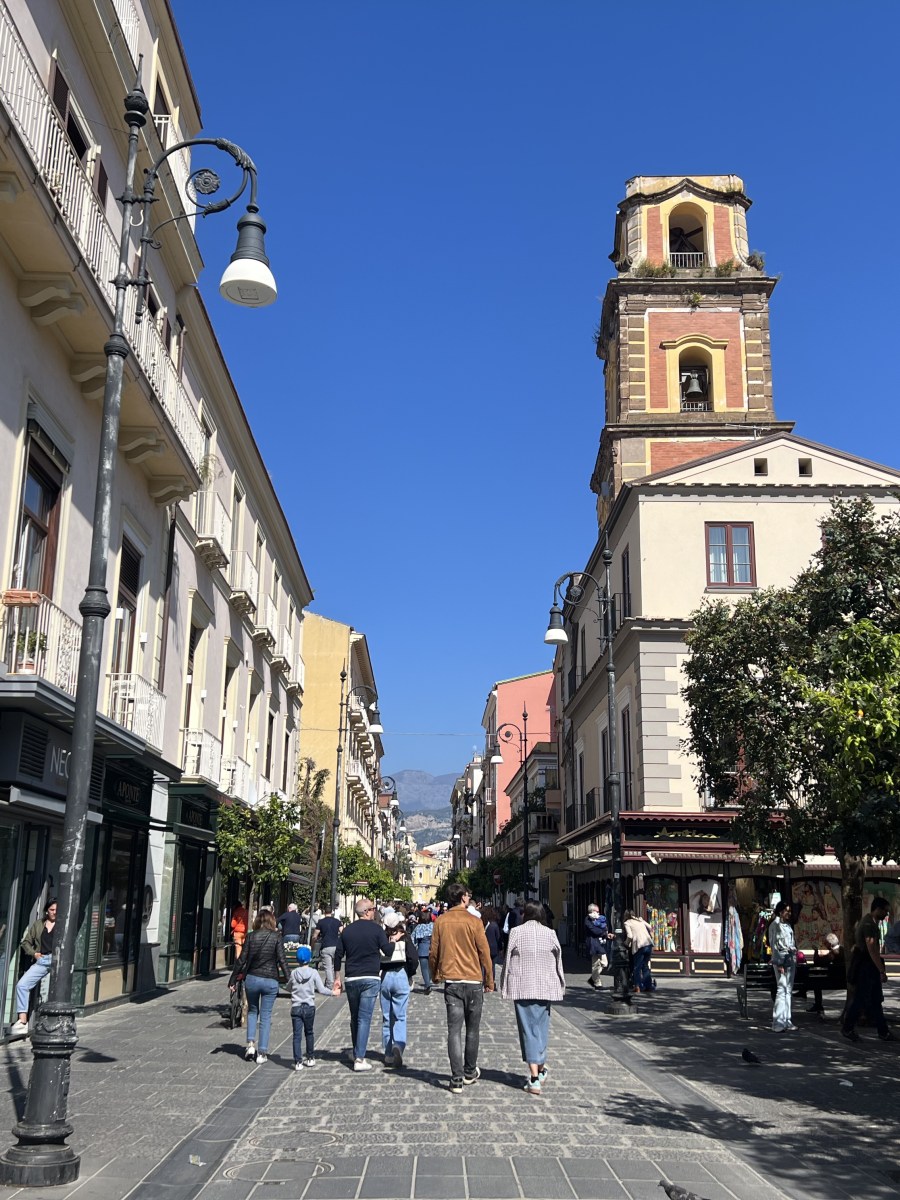 how to be a traveler in sorrento (5 things to&nbsp;do)
